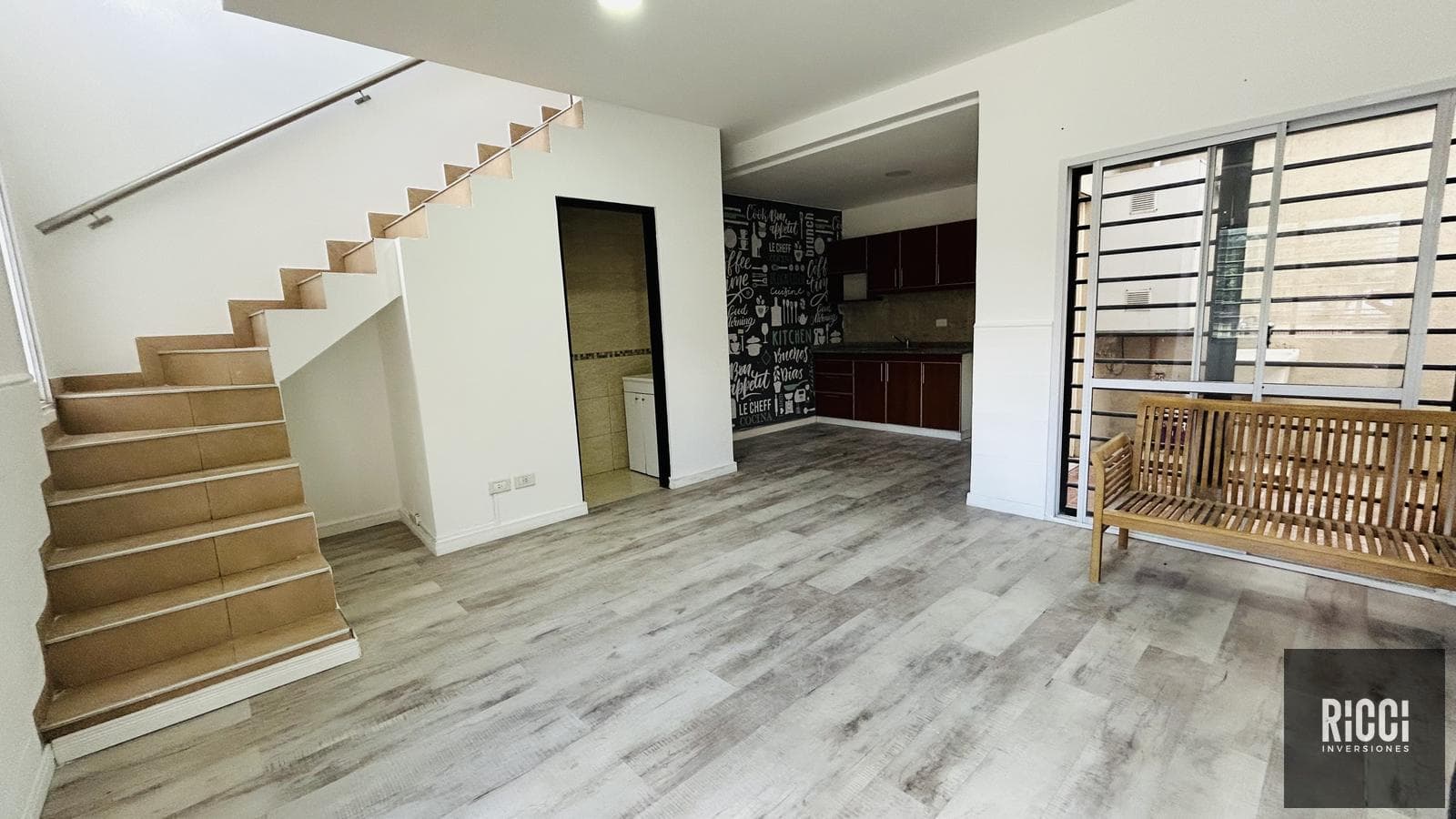 Departamento tipo duplex 3 ambientes en alquiler sin amoblar